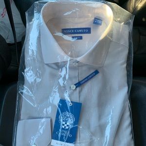 Men’s dress shirt size 15 32/33